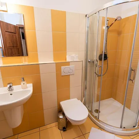 Pri Zvonici, Dlha 149 *