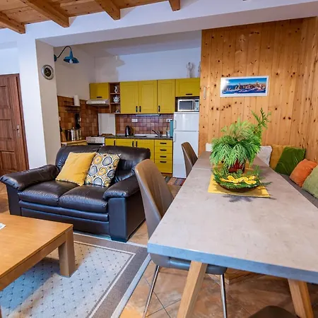 Rum i privatbostad Pri Zvonici, Dlha 149 Liptovský Mikuláš