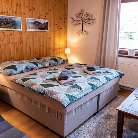 Pri Zvonici, Dlhá 149 * Liptovský Mikuláš