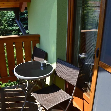 Pri Zvonici, Dlhá 149 Habitación en casa particular