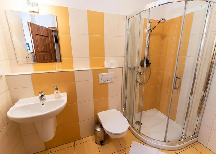 Pri Zvonici, Dlha 149 *