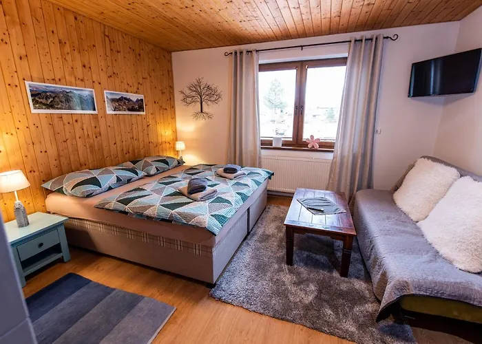 Pri Zvonici, Dlha 149 Rum i privatbostad *