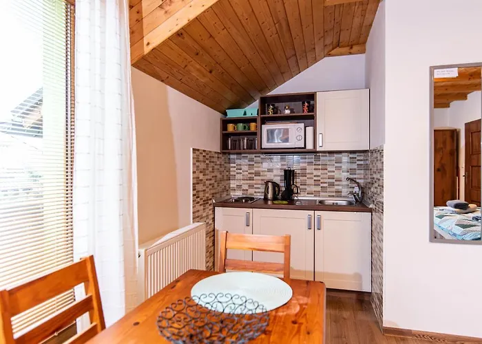 Pri Zvonici, Dlha 149 * Liptovský Mikuláš