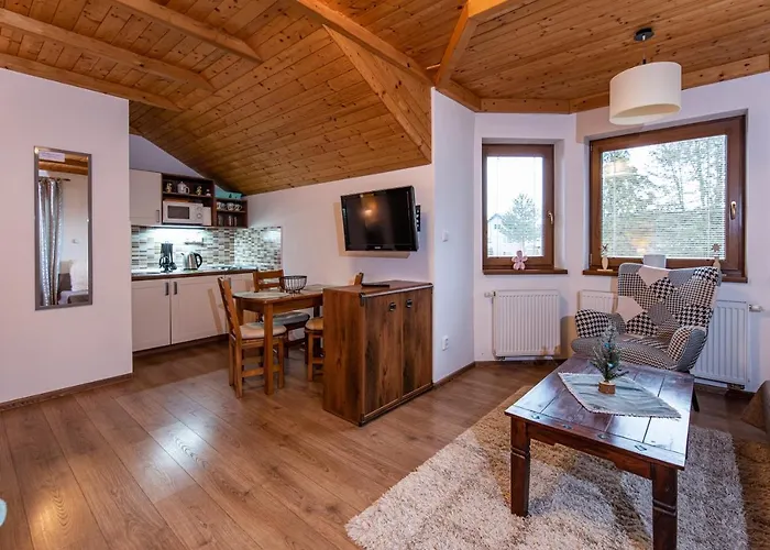 Pri Zvonici, Dlha 149 Rum i privatbostad