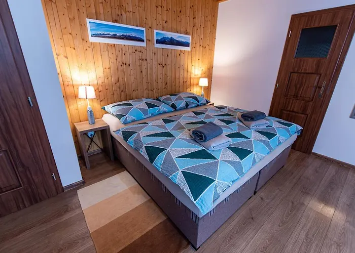 Rum i privatbostad Pri Zvonici, Dlha 149 *