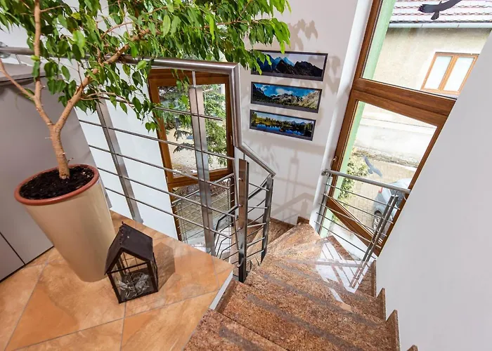 Pri Zvonici, Dlha 149 * Liptovský Mikuláš